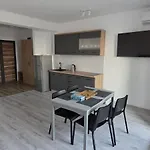 Apartment In Bloc Nou Langa Epava *