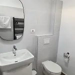 Apartment In Bloc Nou Langa Epava *